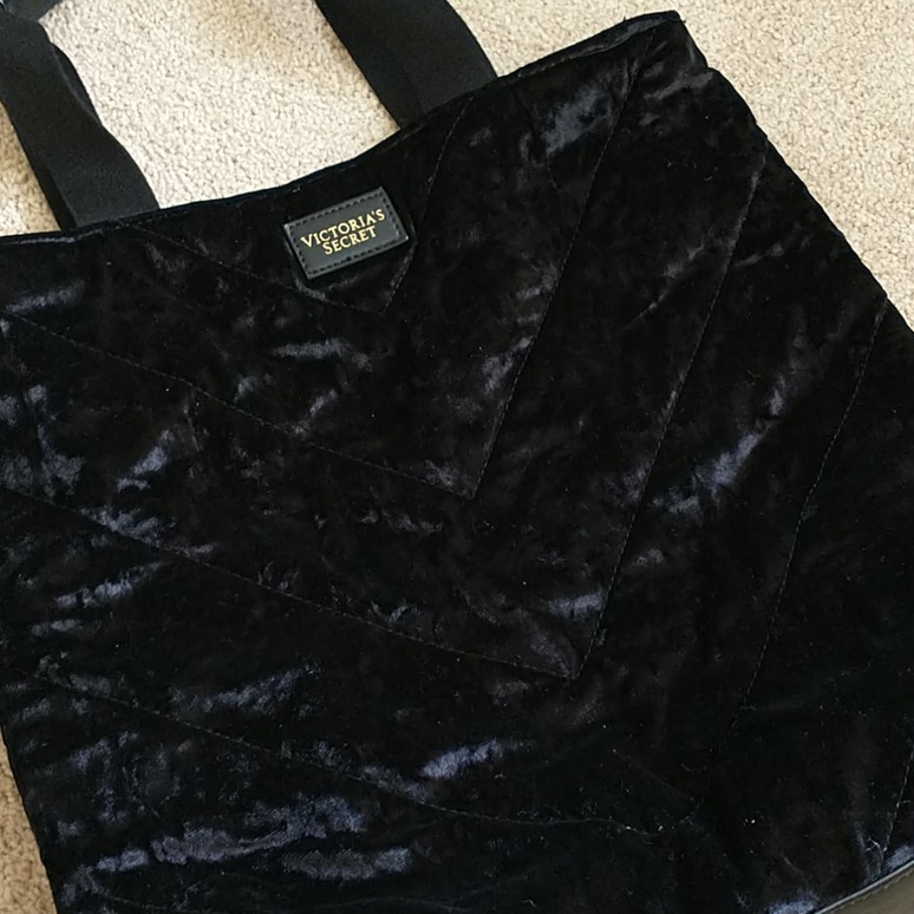 Victoria's Secret Bag - Picture 7 of 12